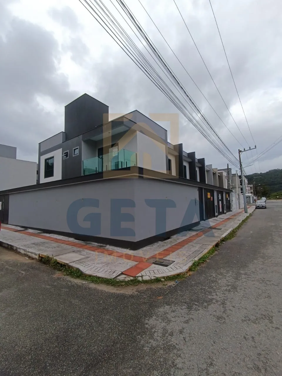 🏡 Oportunidade imperdível no bairro Rio Pequeno, em Camboriú!