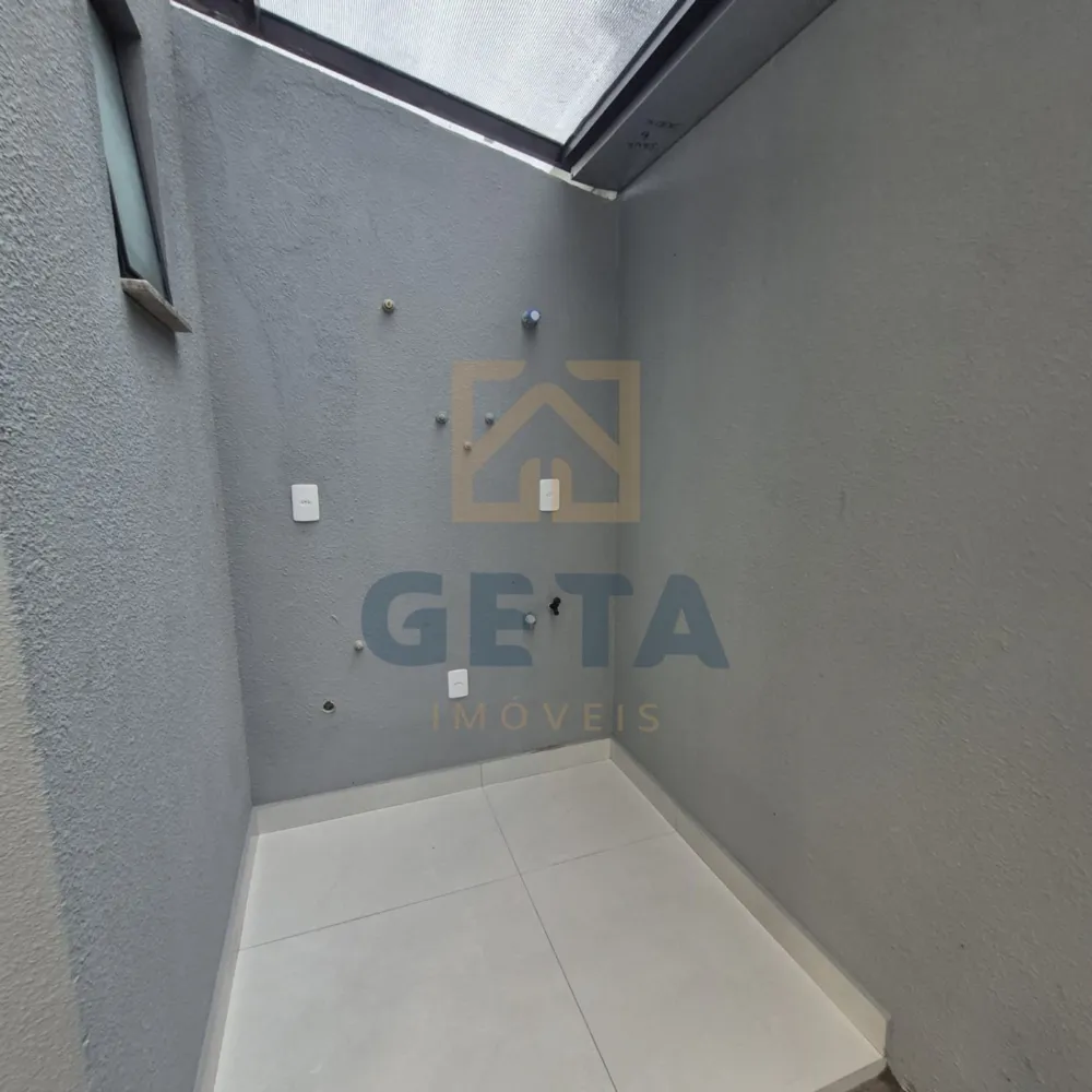 🏡✨ SOBRADOS DE ALTO PADRÃO NO BAIRRO SANTA REGINA — CAMBORIÚ