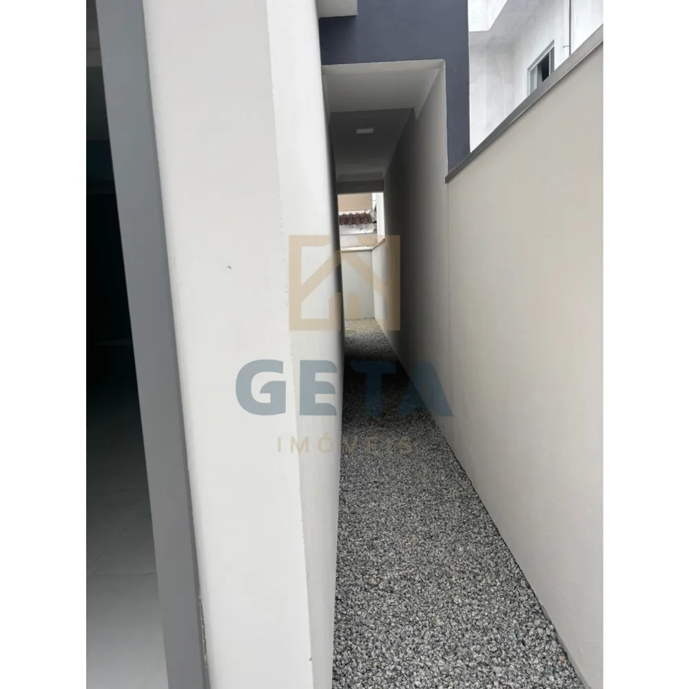 Sobrado 2 suítes para Venda no bairro Rio Pequeno em Camboriú
