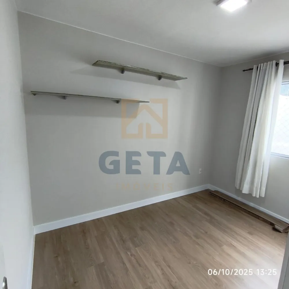 Apartamento à venda no Residencial Maria Helena — Bairro Cedros, Camboriú/SC