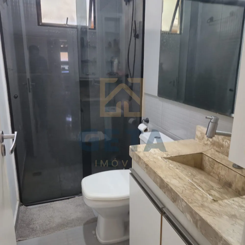 Casa à venda em condomínio fechado no bairro Lídia Duarte – Camboriú