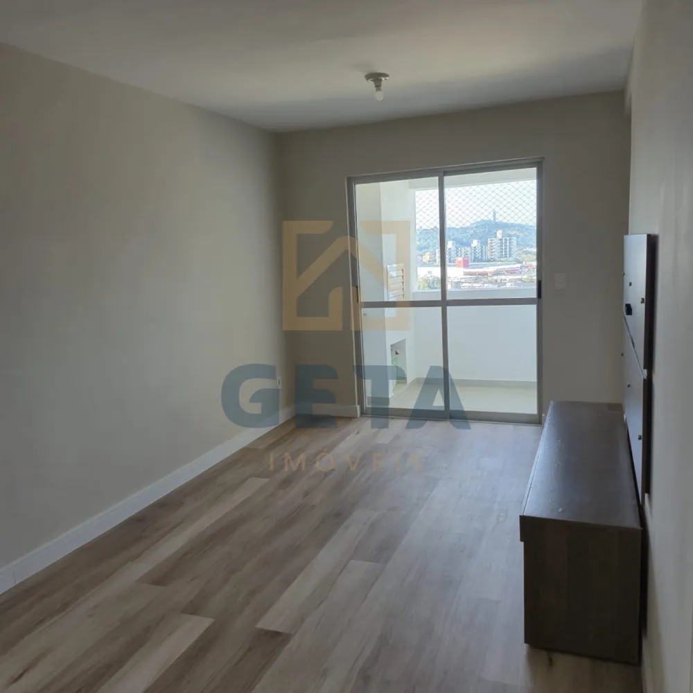 Apartamento 2 quartos para Venda no bairro Lídia Duarte em Camboriú