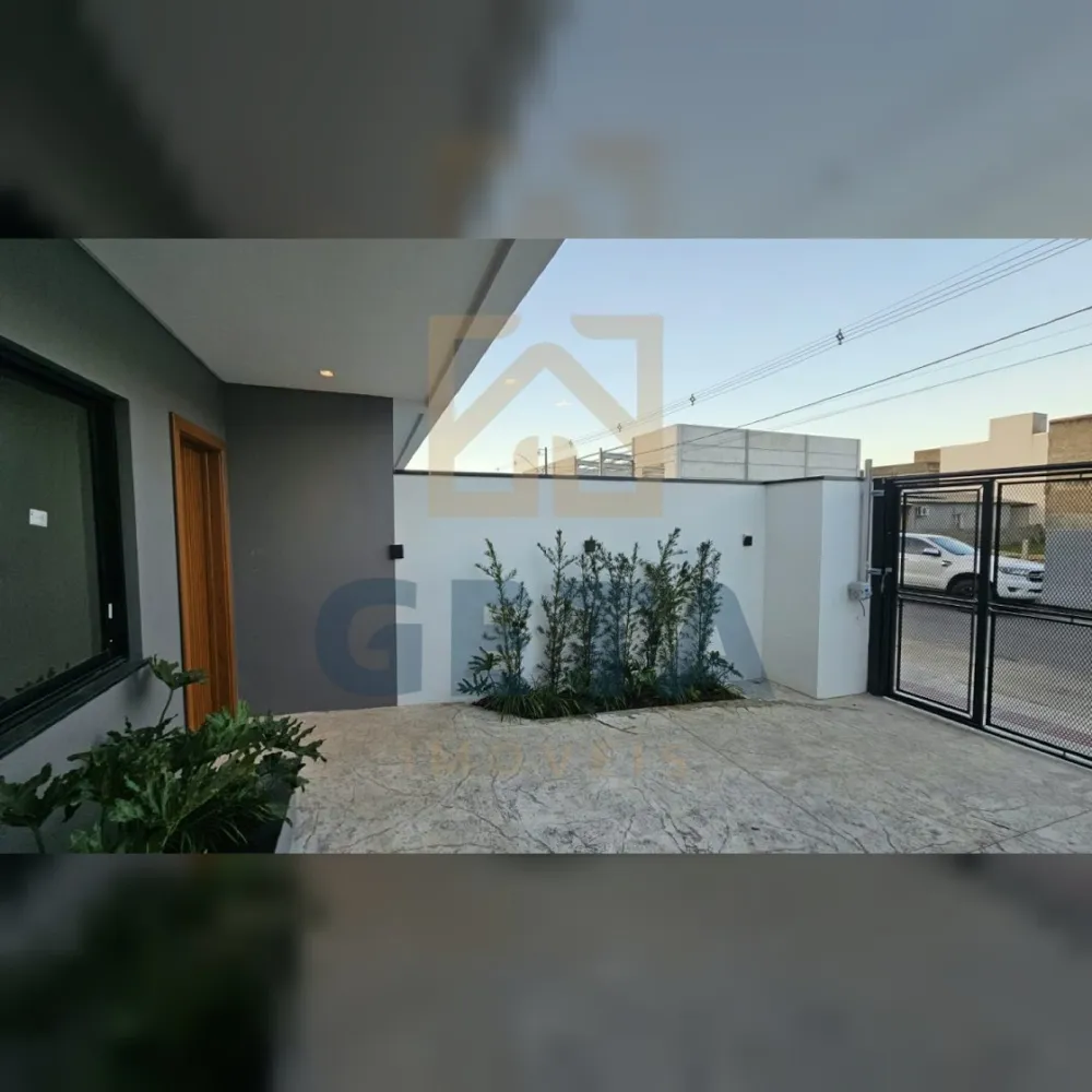 Sobrado recém-pronto no Rio Pequeno, em Camboriú