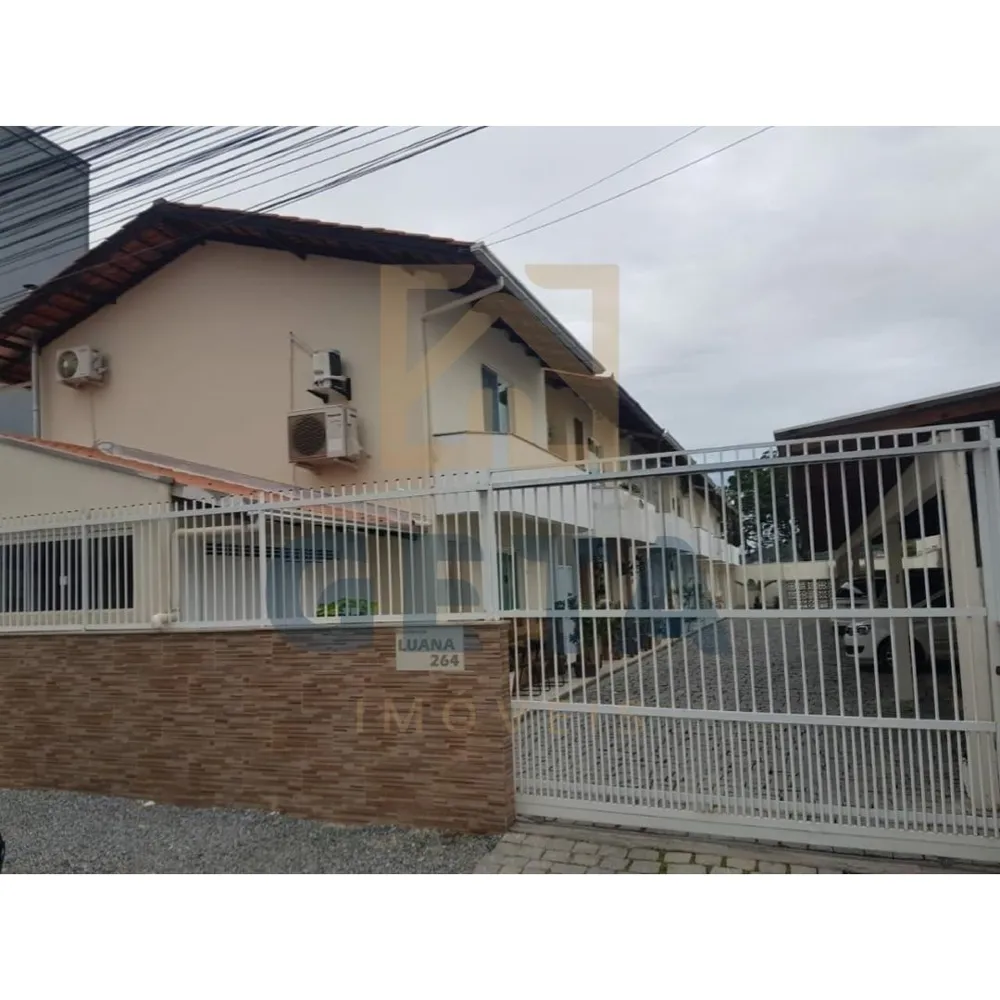 Casa 2 quartos para Venda no bairro Centro em Camboriú