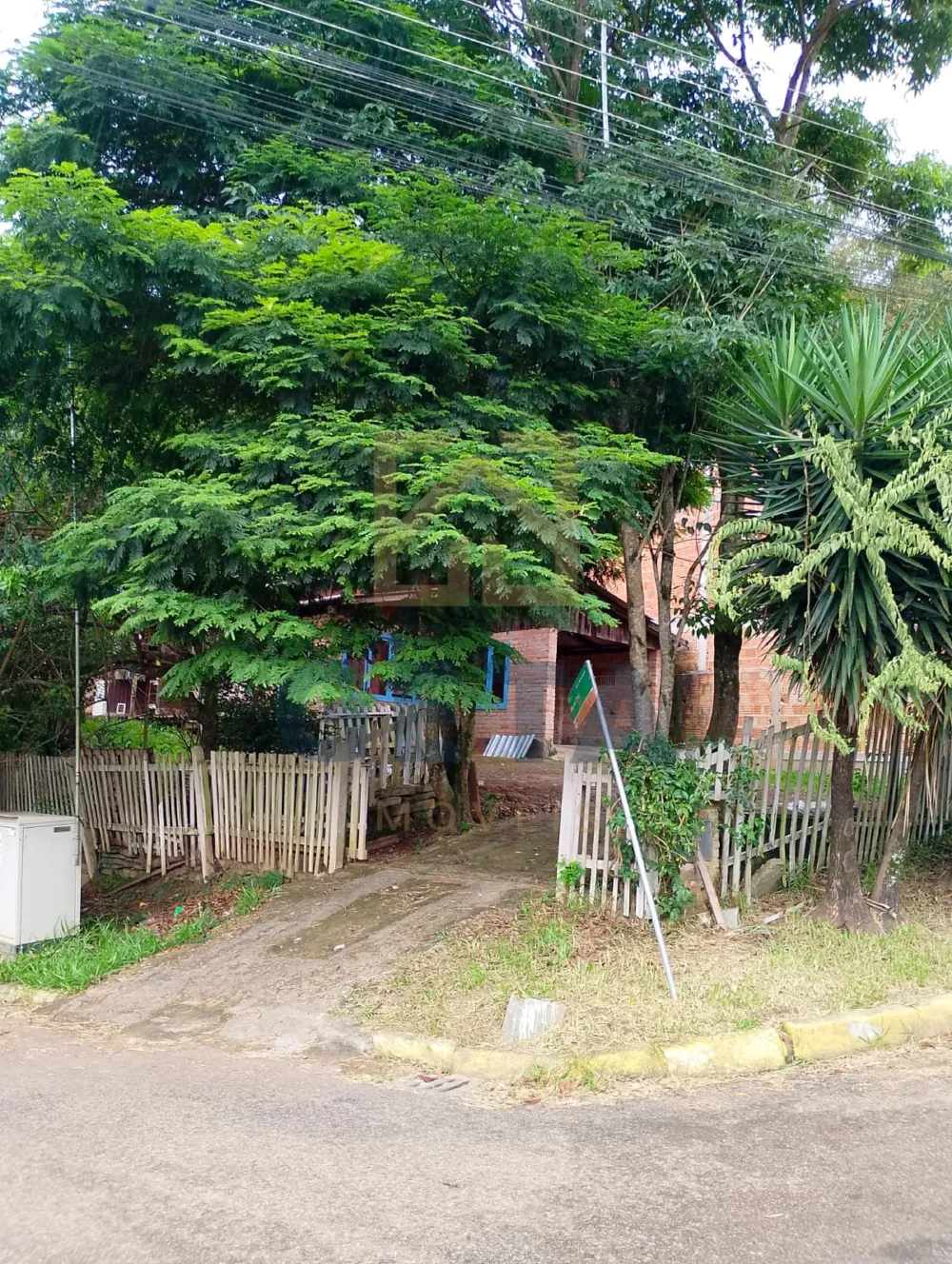 🏡 Terreno à Venda com Casa + Kitnet – Excelente Oportunidade! 