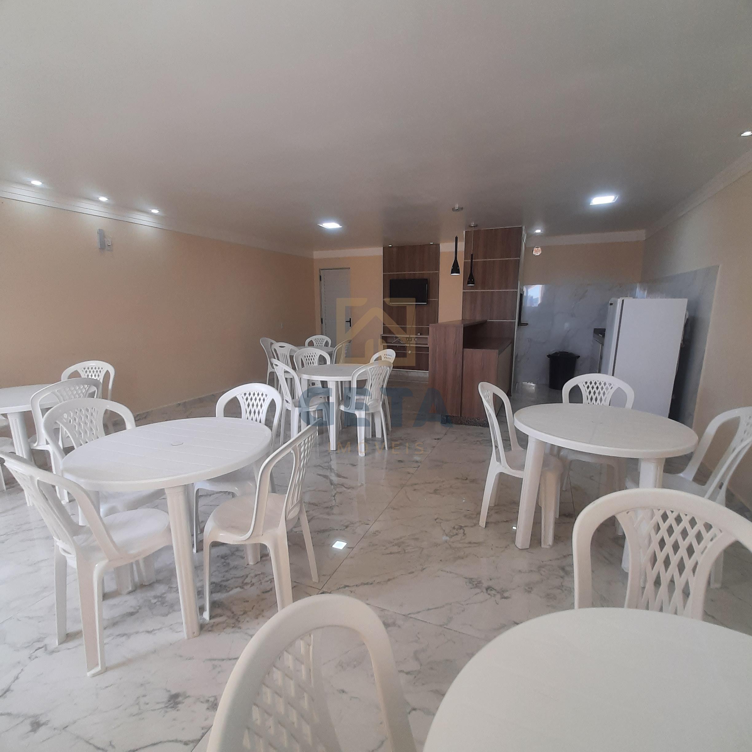 Apartamento mobiliado  – 3 Quartos sendo uma Suíte 