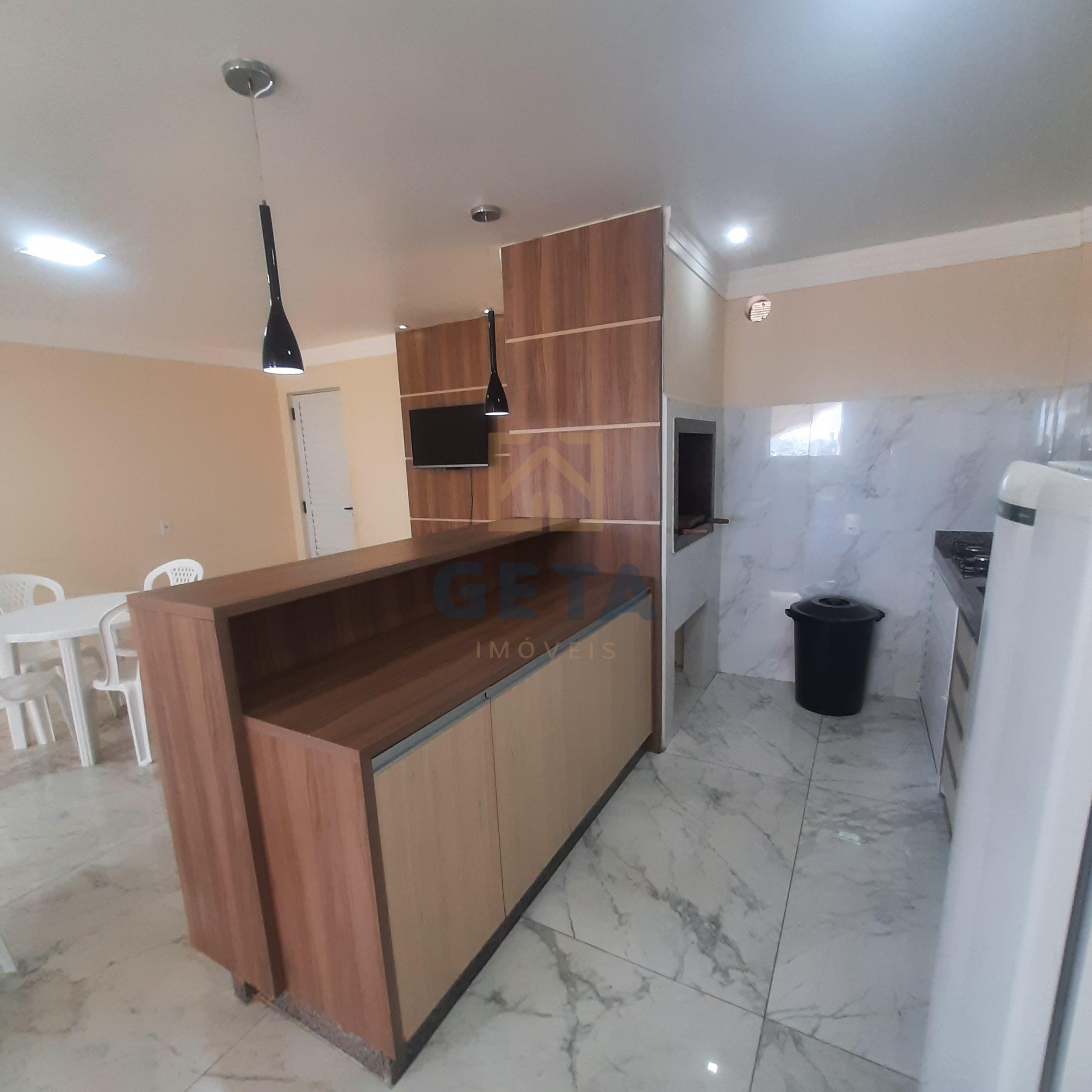 Apartamento mobiliado  – 3 Quartos sendo uma Suíte 