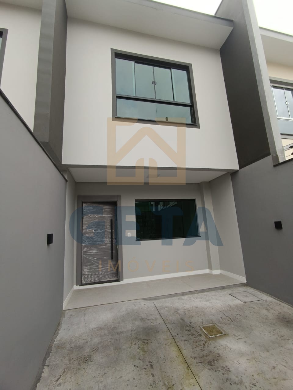 🏡 Oportunidade imperdível no bairro Rio Pequeno, em Camboriú!