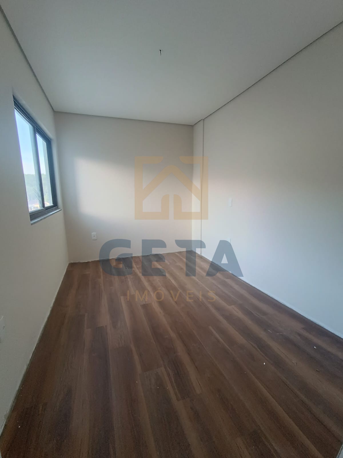 OPORTUNIDADE ÚNICA NO BAIRRO QUE MAIS VALORIZA EM CAMBORIÚ!