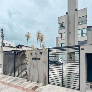 Apartamento 2 quartos para Venda no bairro Areias em Camboriú