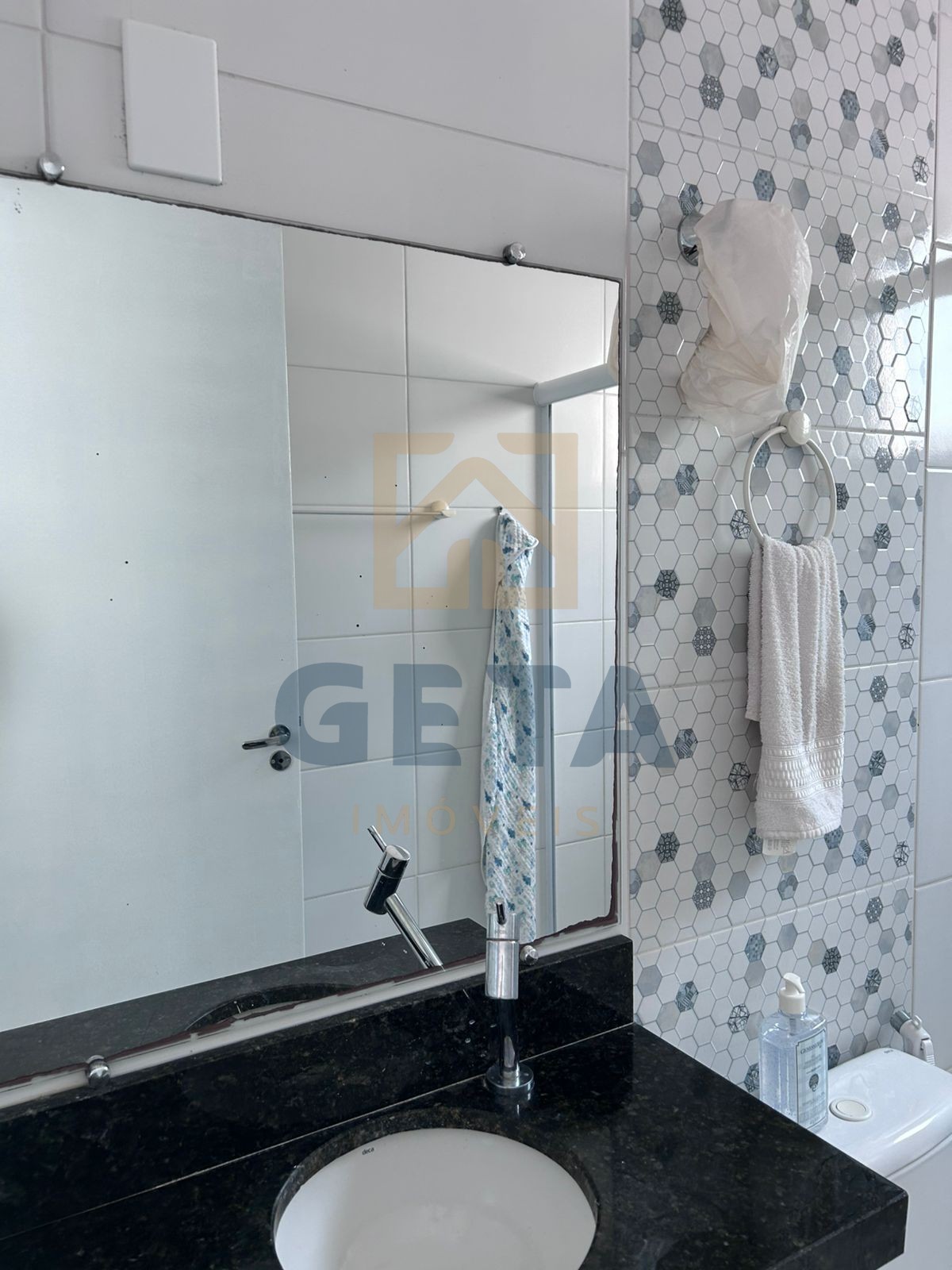  Sobrado Exclusivo à Venda em Camboriú – Pronto para Morar! 