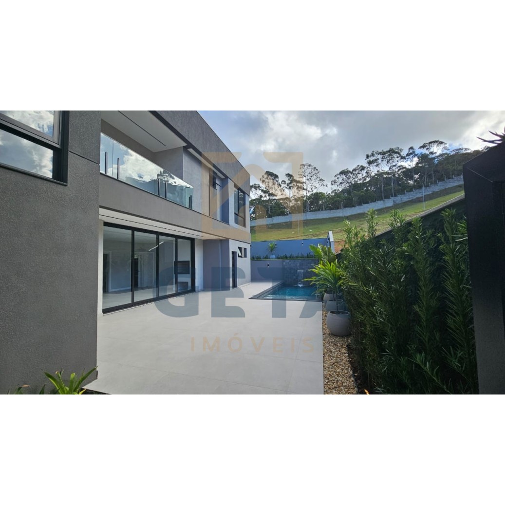 Casa Fênix – Parque do Lago, Camboriú