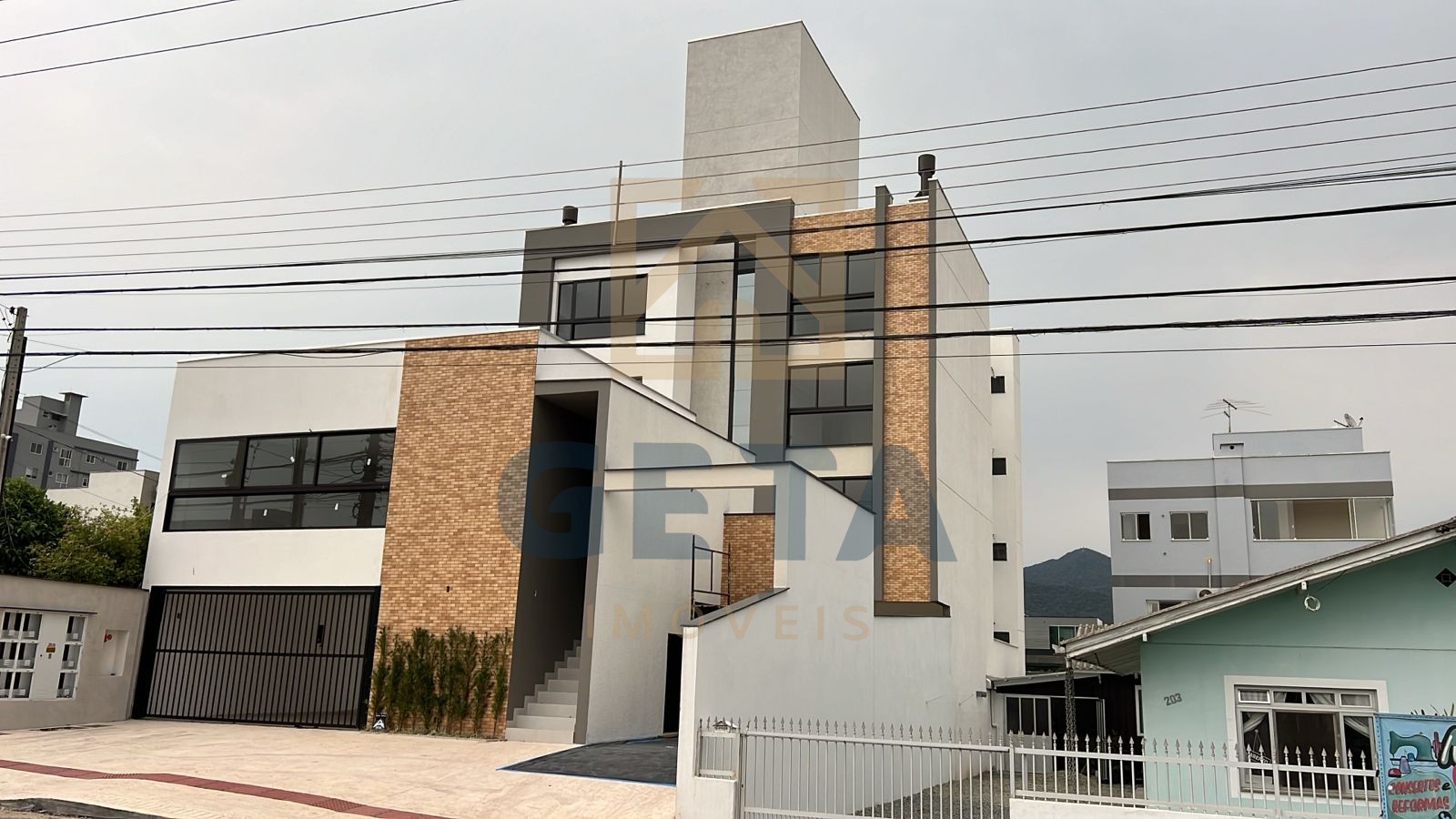 Sala Comercial à venda – Centro de Camboriú