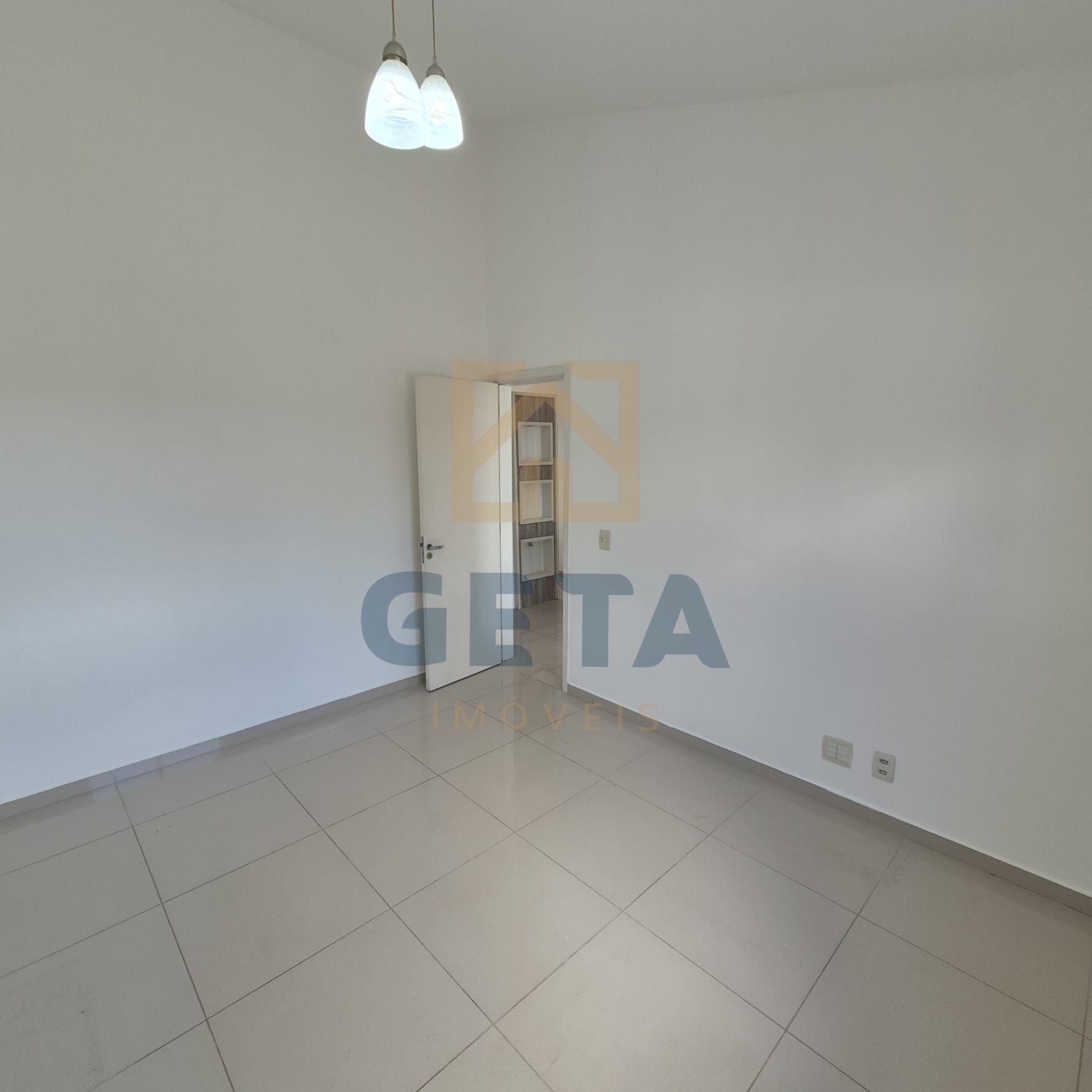 Casa à venda no Condomínio Colina do Cedro – Camboriú/SC