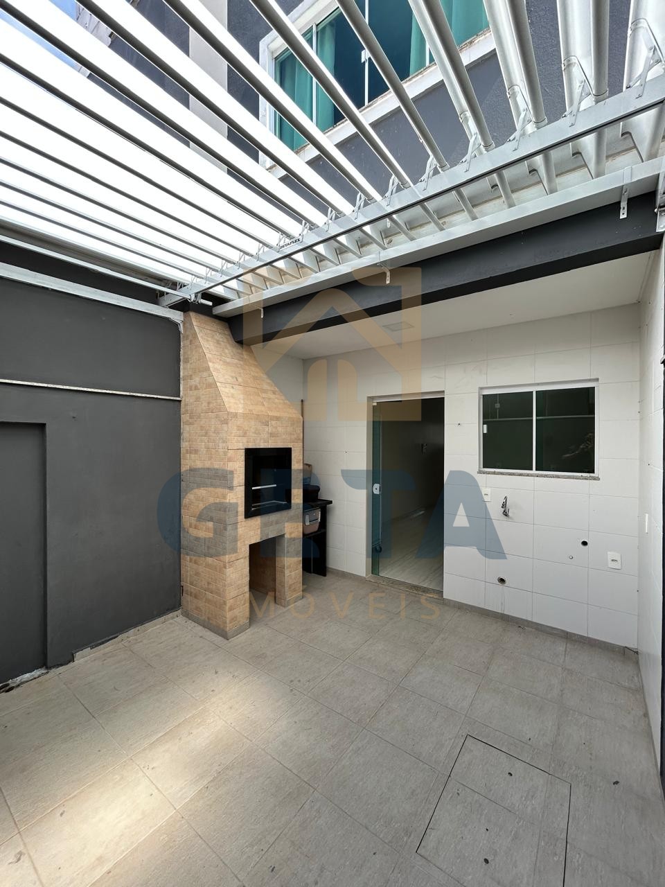 Sobrado Triplex à venda | Camboriú – Bairro Rio Pequeno