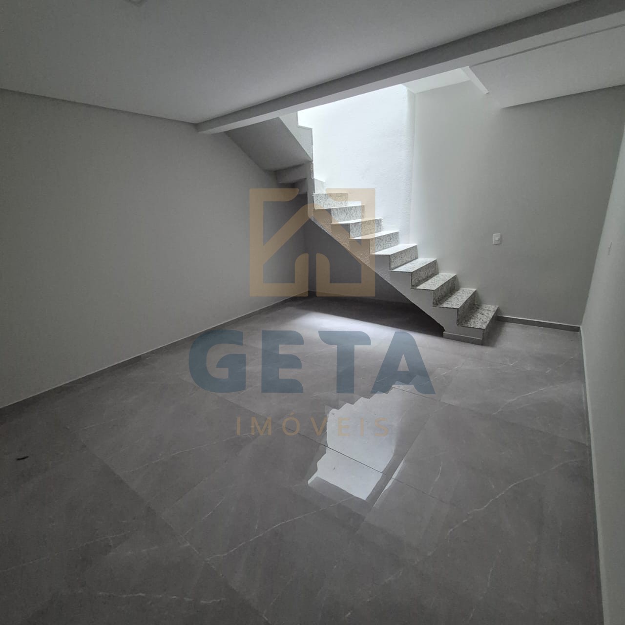 Sobrado moderno e funcional — ótima oportunidade