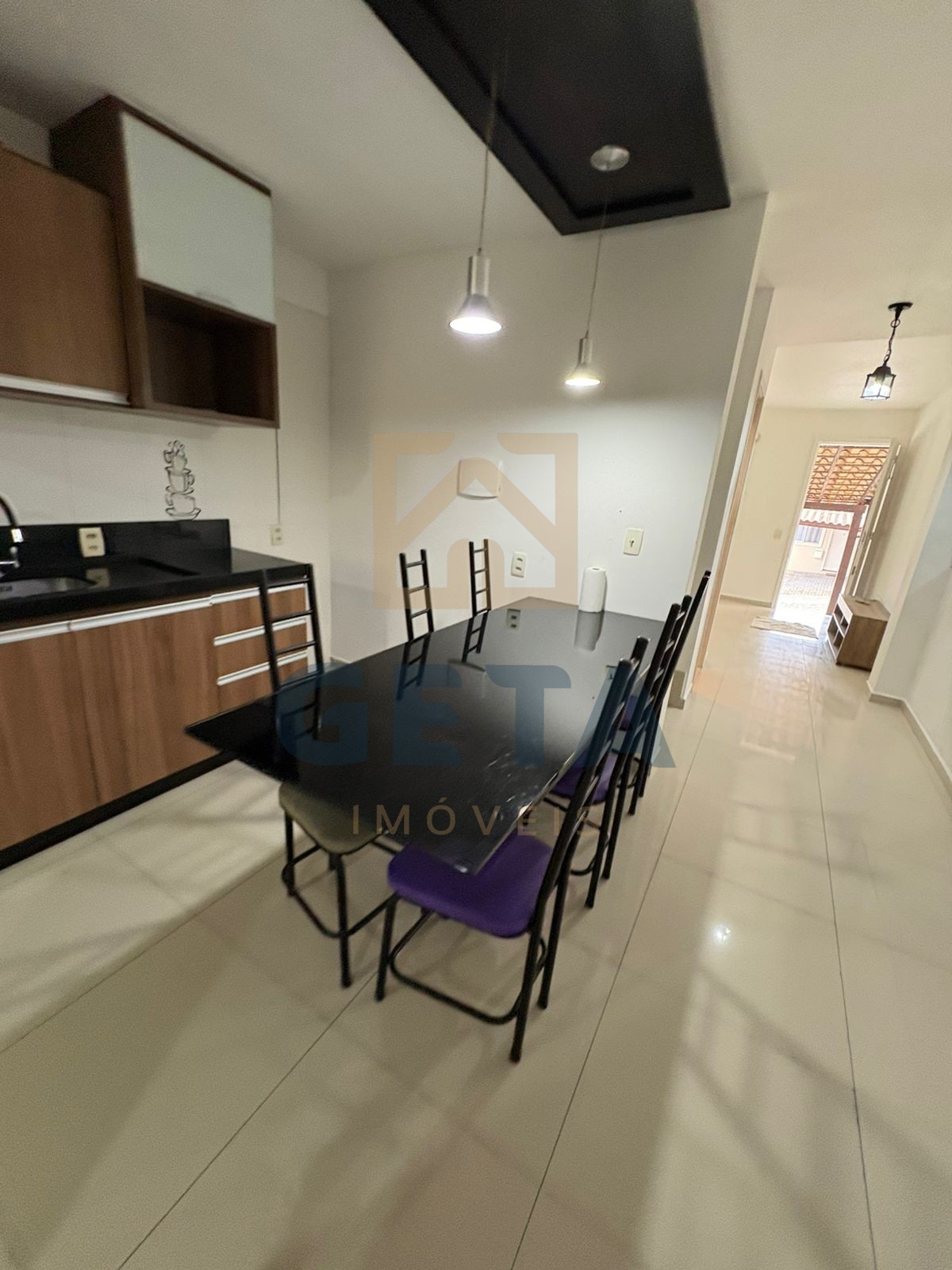 Sobrado para Locação no Condomínio Colina do Cedro 