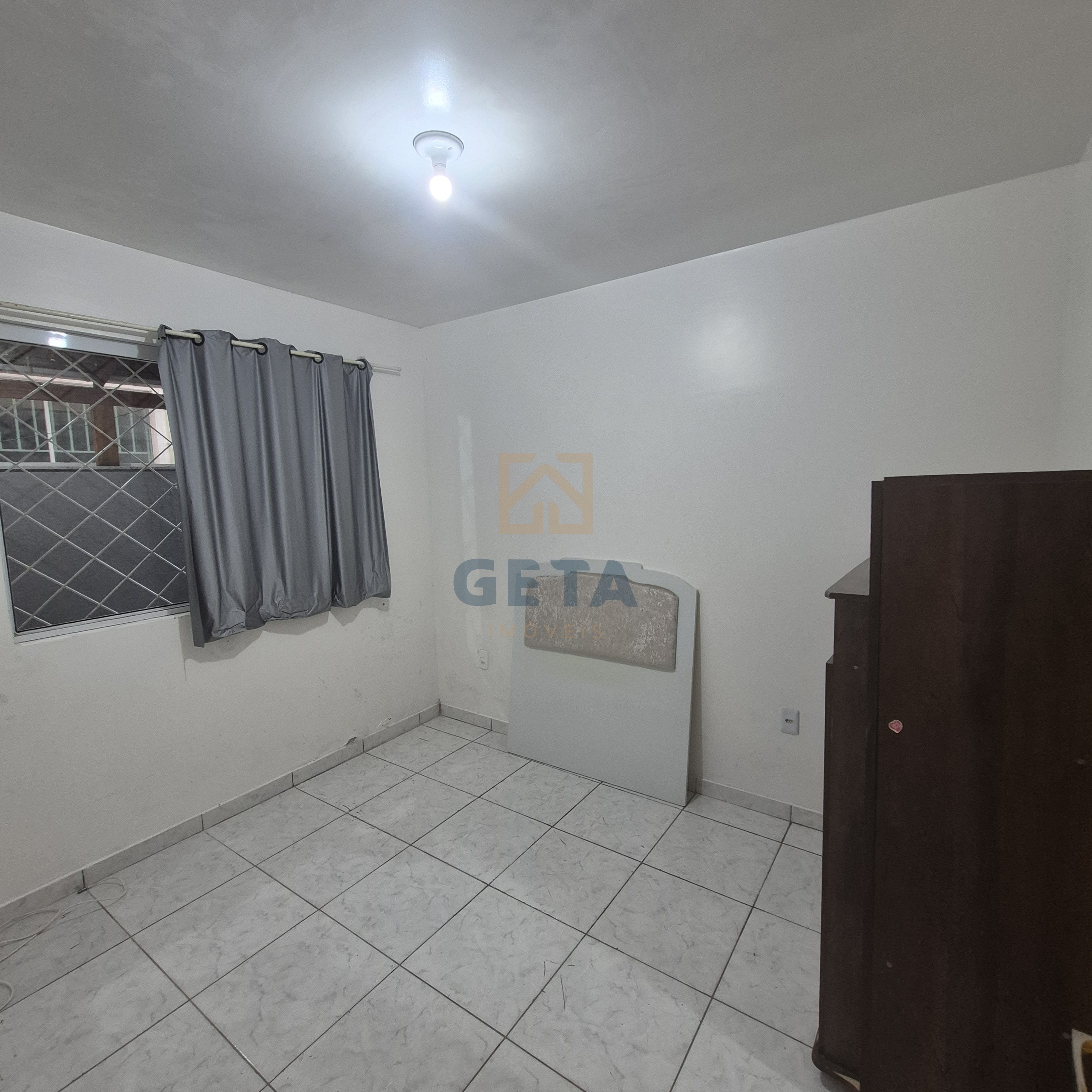 Apartamento 2 quartos para Locação Anual no bairro Rio Pequeno em Camboriú