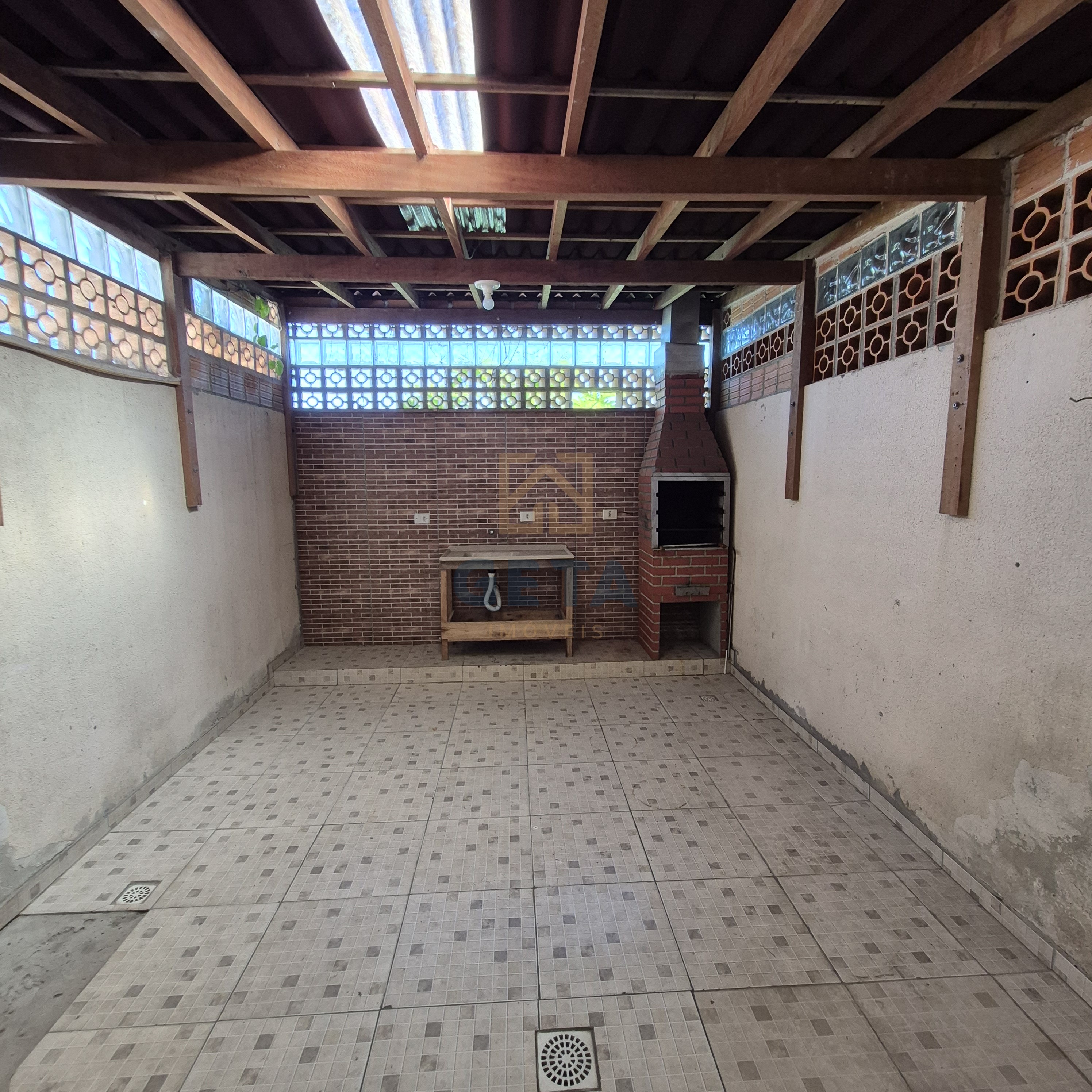 Sobrado para Locação no Bairro Santa Regina – Camboriú