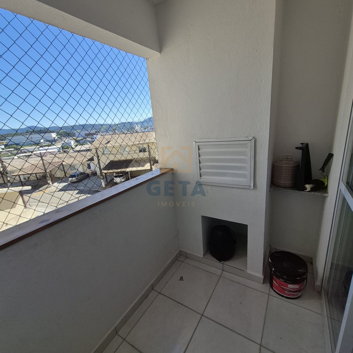 Apartamento 2 quartos para locação no bairro Lídia Duarte em Camboriú