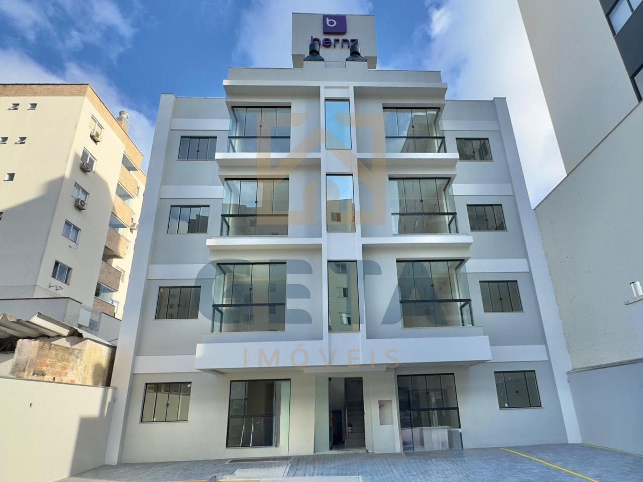 Apartamento 2 quartos para Venda no bairro Tabuleiro em Camboriú