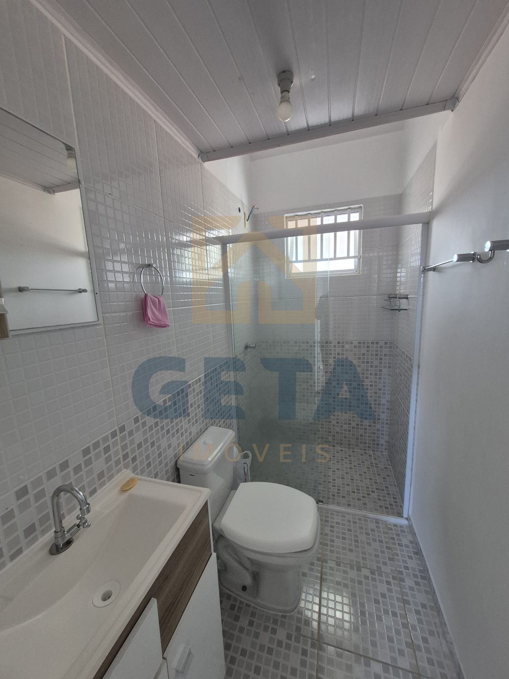 Casa 2 quartos para Locação Anual no bairro Lídia Duarte em Camboriú