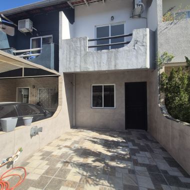 Sobrado 2 quartos para Venda no bairro Nova Esperança em Balneário Camboriú