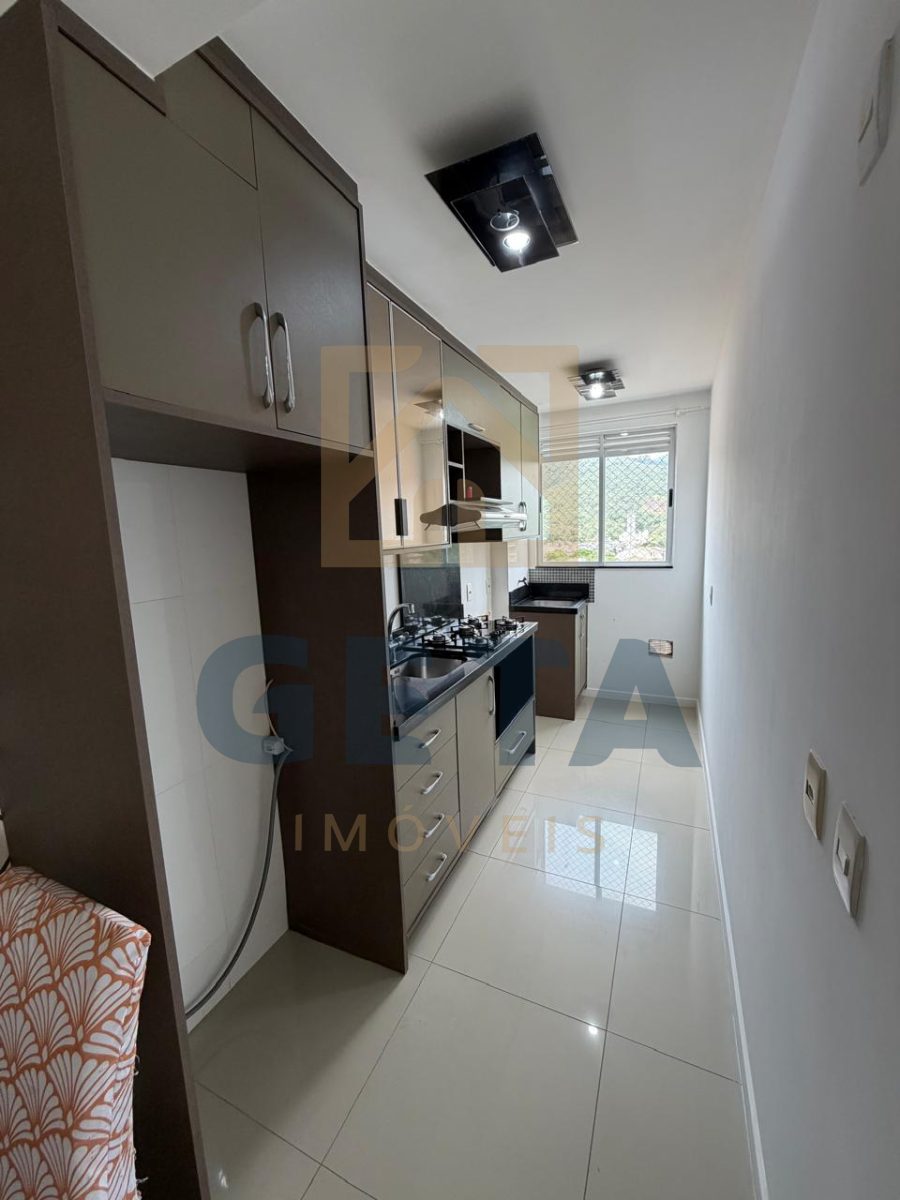 Apartamento 2 quartos para Locação Anual no bairro Lídia Duarte em Camboriú