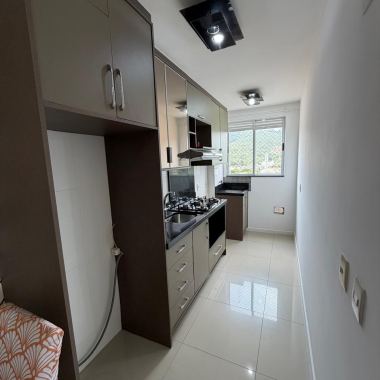 Apartamento 2 quartos para Locação Anual no bairro Lídia Duarte em Camboriú