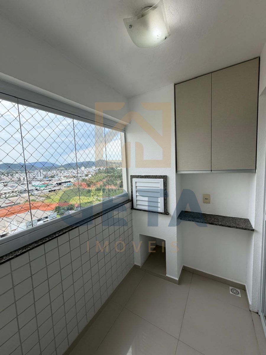 Apartamento 2 quartos para Locação Anual no bairro Lídia Duarte em Camboriú