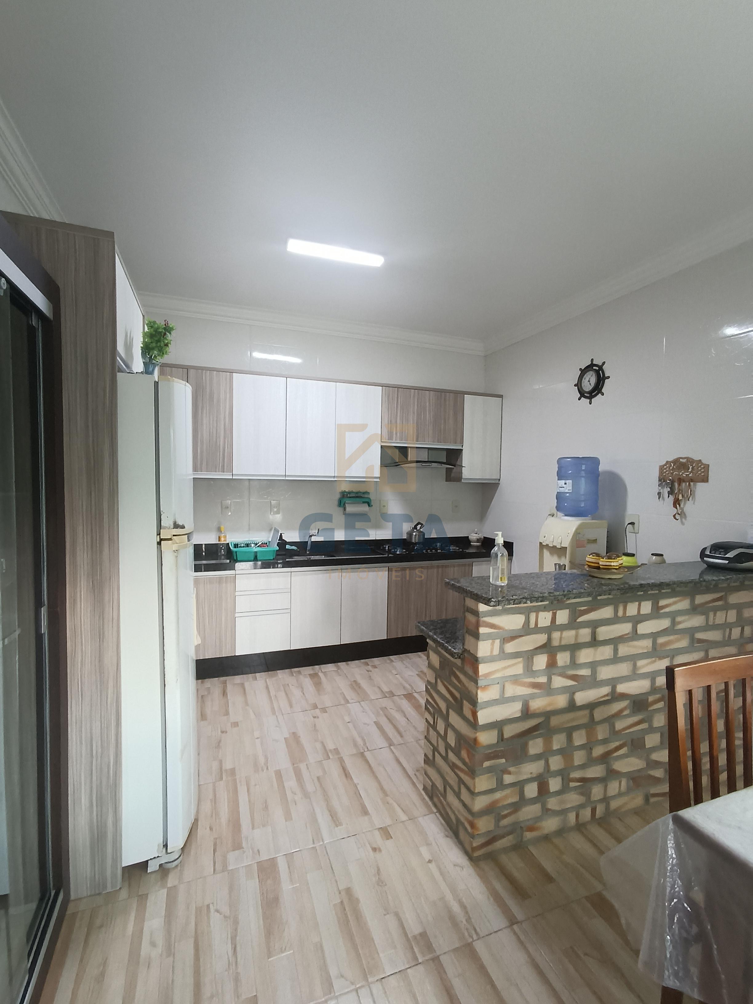  Encantadora Casa em Cedros, Camboriú com 80 m² de área privativa