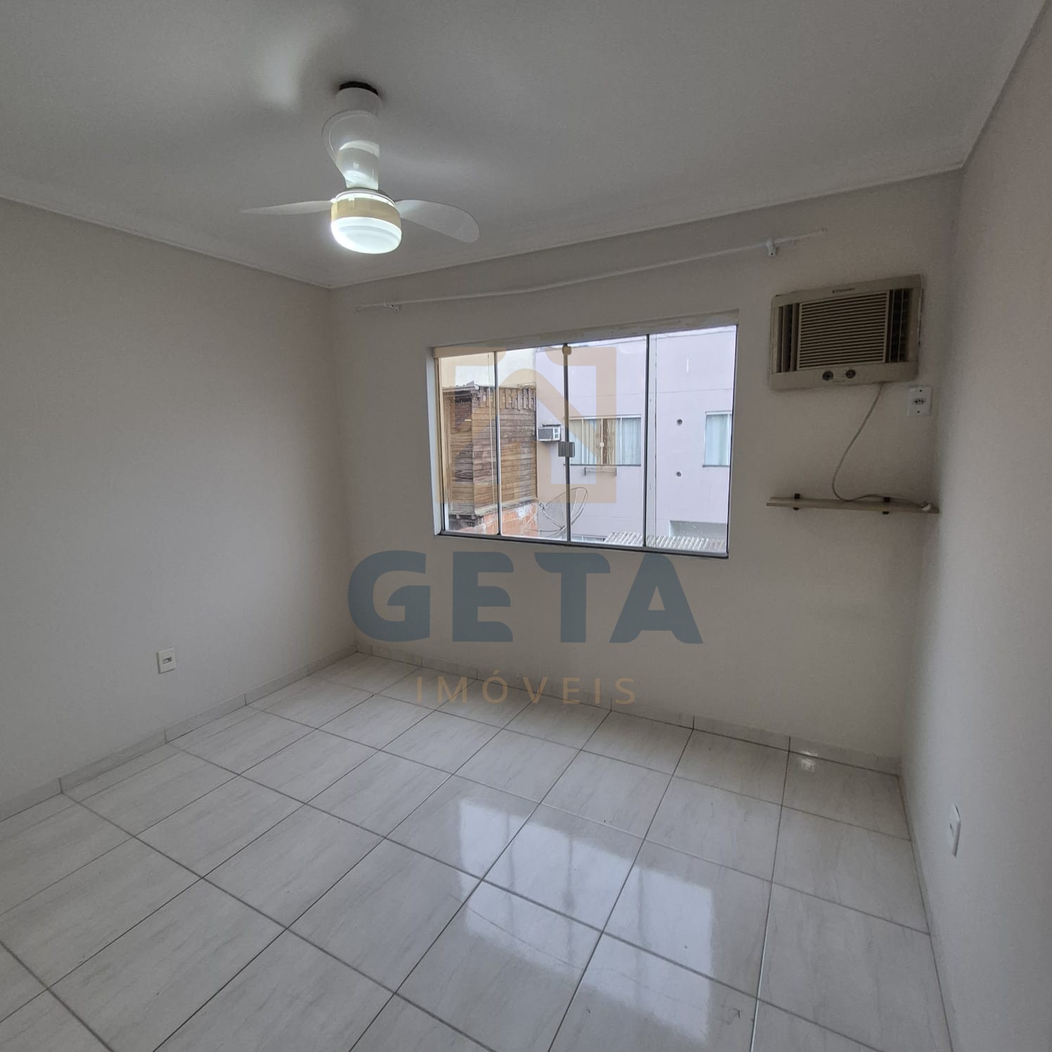 Sobrado 2 quartos para Locação Anual